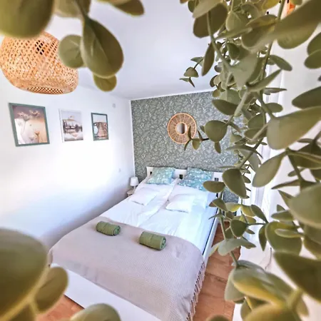 Evergreen Loft Apartmanhaz Hajdúnánás