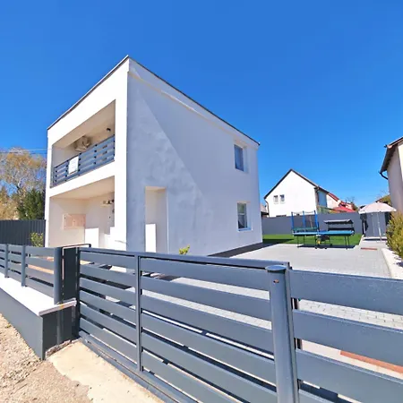 Evergreen Loft Apartmanhaz * Hajdúnánás